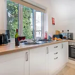 Quarry Heights Apartment